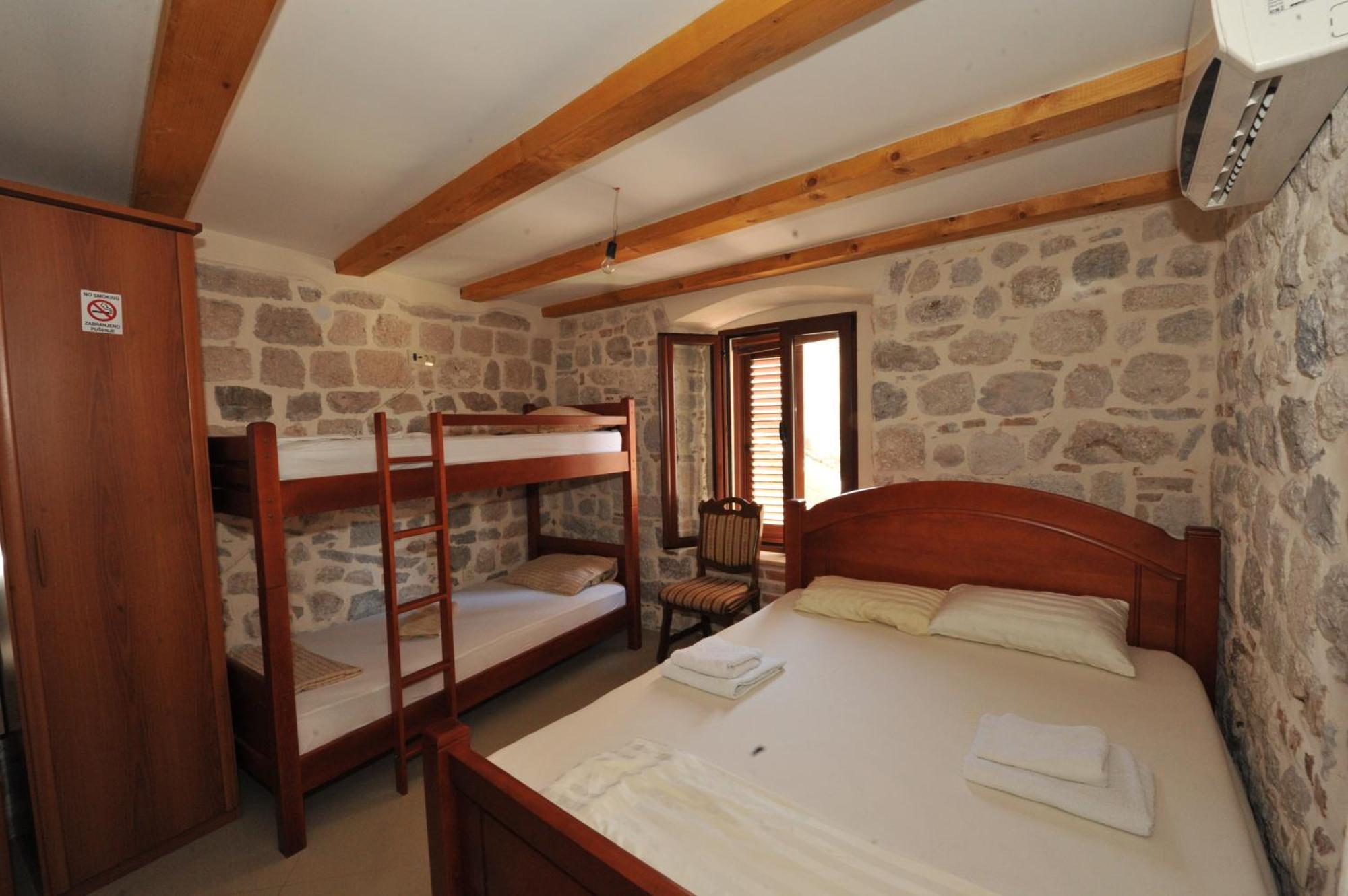 Apartments Dukic Kotor Habitación foto